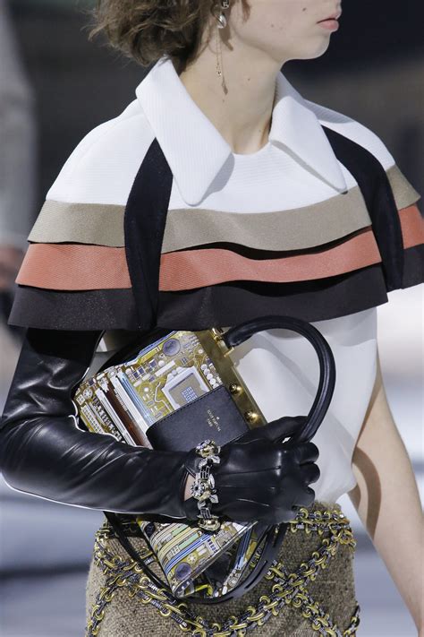 Louis Vuitton Fall/Winter 2018 Runway Bag Collection